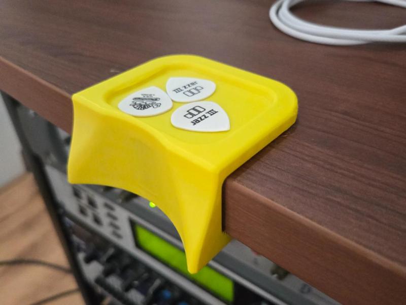 Guitar desk holder mount