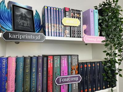 DIY Bookshelf Sign with Holder - Customizable