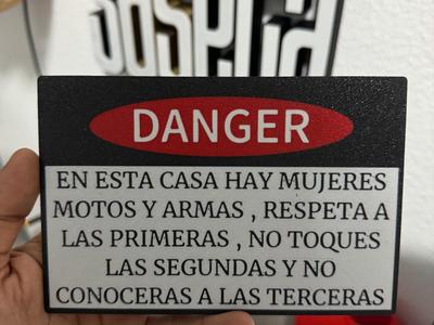 Cartel de Advertencia para entrada de casa 