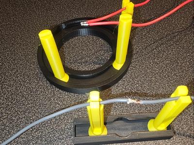 Sliding adjustable soldering fixture Wire holder