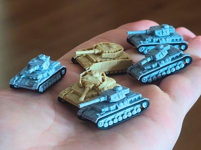 Miniature Panzerkampfwagen IV tanks