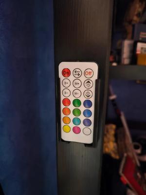 SUPPORT TELECOMMANDE LED   