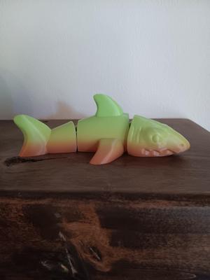 Flexi Shark fidget toy - articulated - print in place