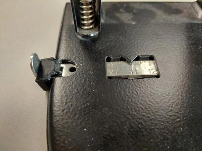 Alignment tool for 3 hole punch   