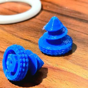 Knurled cardboard screw (Makedo compatible)   