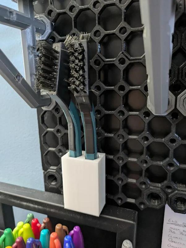 Multiboard: Wire Brush Mount   