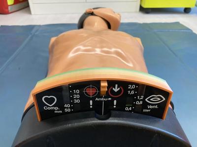 AmbuMan compatible measuring pop-up display   