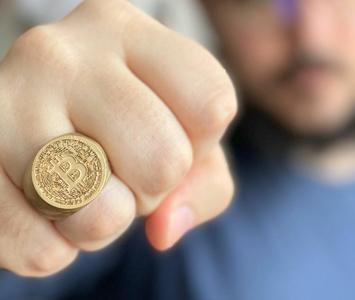 Bitcoin Signet Ring