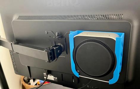 M4 Mac Mini Holder with 100x100m VESA Tab   
