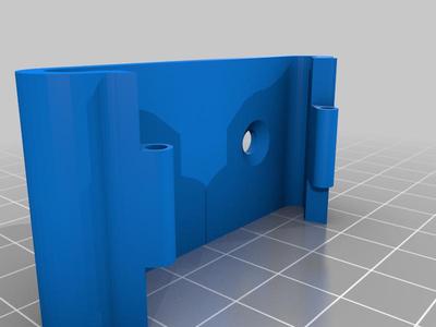 Latching Broom Handle Clamp