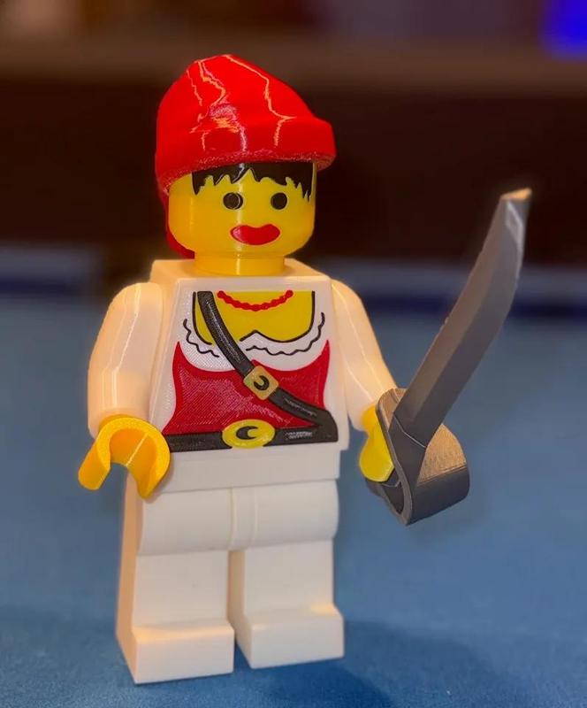 Lady Pirate Brick MegaFigure (5:1 Scale)   