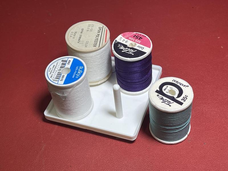 Gridfinity Sewing Spool Holder