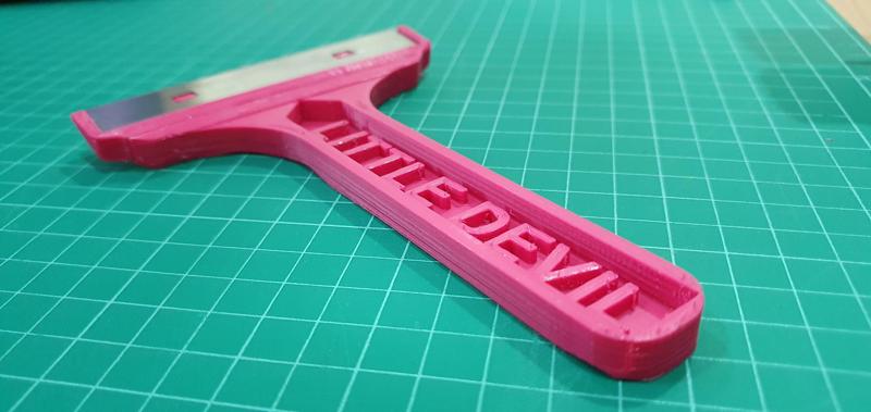 The Scraper / Blade Holder