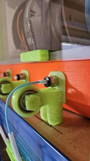Filament roller for 90 degree angle Remix for (Un)original Prusa Drybox