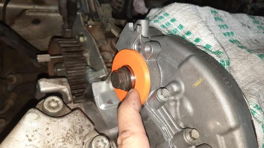 Camshaft ring seal gasket installation tool 1.6HDI