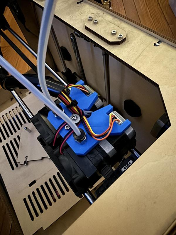 FlashForge Creator (wooden) PTFE Adapter