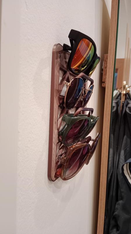 Sunglasses wall mount
