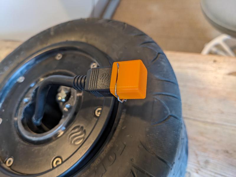 Floatwheel ADV motor plug cover