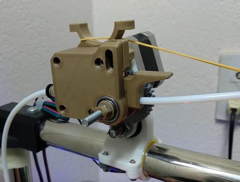 Extruder Gimbal for Tubing Frame