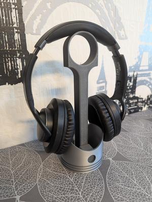 Piston Headphone Stand