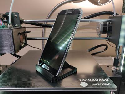 Simple Phone Dock