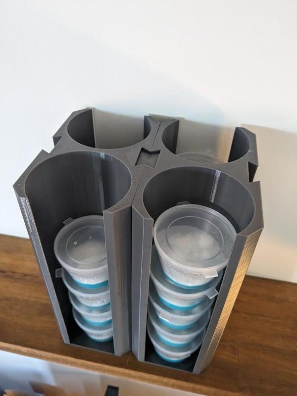 PetriStack - The Expandable & Scalable Petri Dish Rack