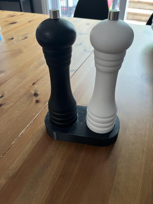 Salt and Pepper Stand