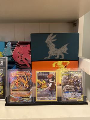 Stand for 3 Toploaders
