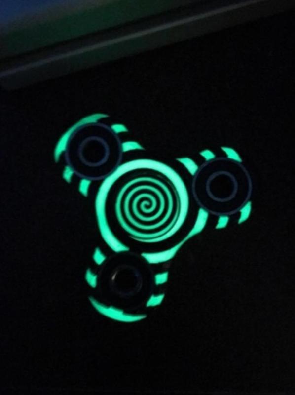608 fidget dual colour Spiral Spinner