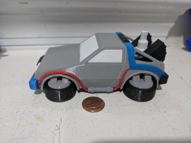 Flying DeLorean Multimaterial 2