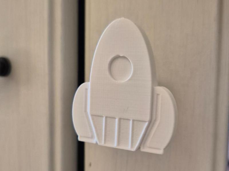 Closet knob Rocket