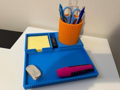 Stylish Ribbed Desk Organiser