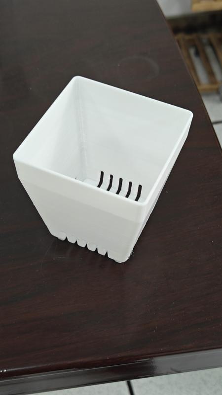 方形透气花盆 Square breathable flower pot