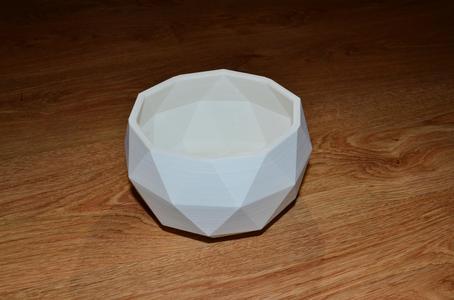 Geometric plant pot