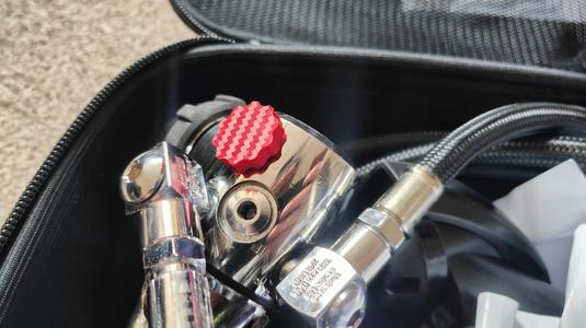 High Pressure port plug