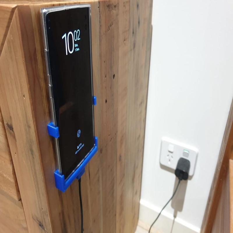 Note10+ bedside table holder
