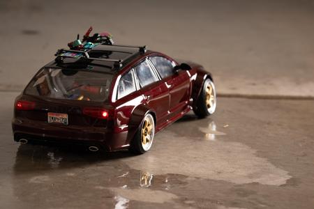 roof rack with ski rack for 1/10th audi avant rs6 from APPLASTICS