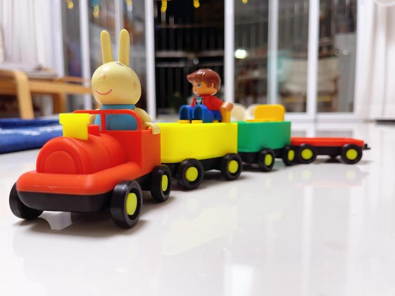 Children's Toy Cute Little Train, Trackless