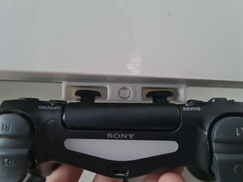 PS4 controller holder
