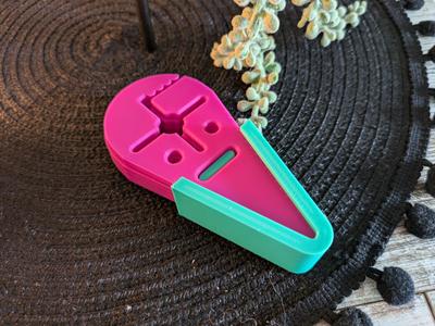 Beach towel / air mattress anchors
