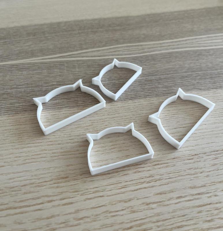 Minimalistic cat napkin holder