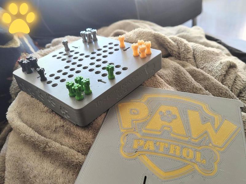 Portable Board Game Paw Patrol themed (Mensch ärgere Dich nicht)