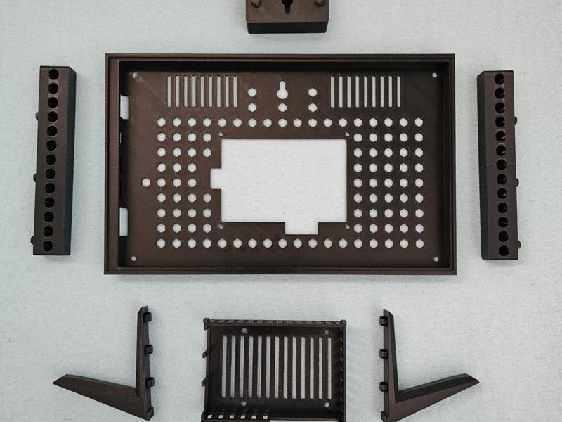 GeekPi 10" Case with Desk Stand and Wall Mount