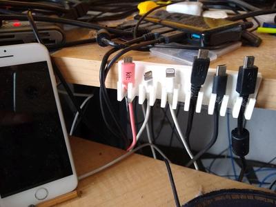 Dr. Vax Cable Holder Re-Mix