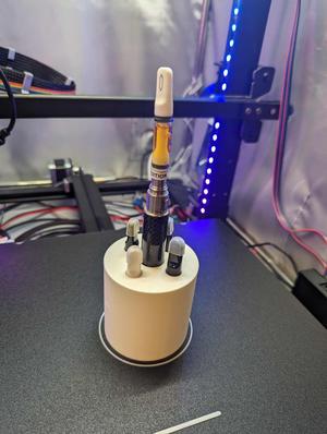 70mm wide 18mm Vape Holder with 4 Cartridges slots