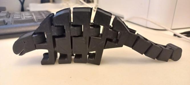 Flexi ankylosaurus dinosaur