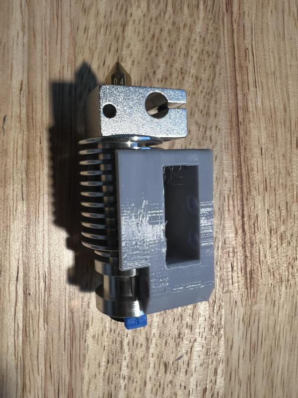 The 100 bracket for V6 hotend