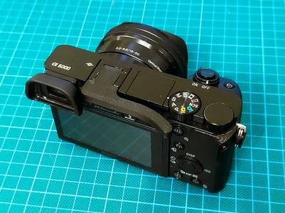 Hotshoe Thumbgrip for Sony Alpha 6000