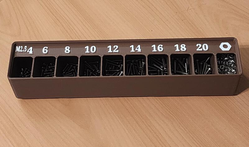 Space saving Gridfinity models for M2.5 screws