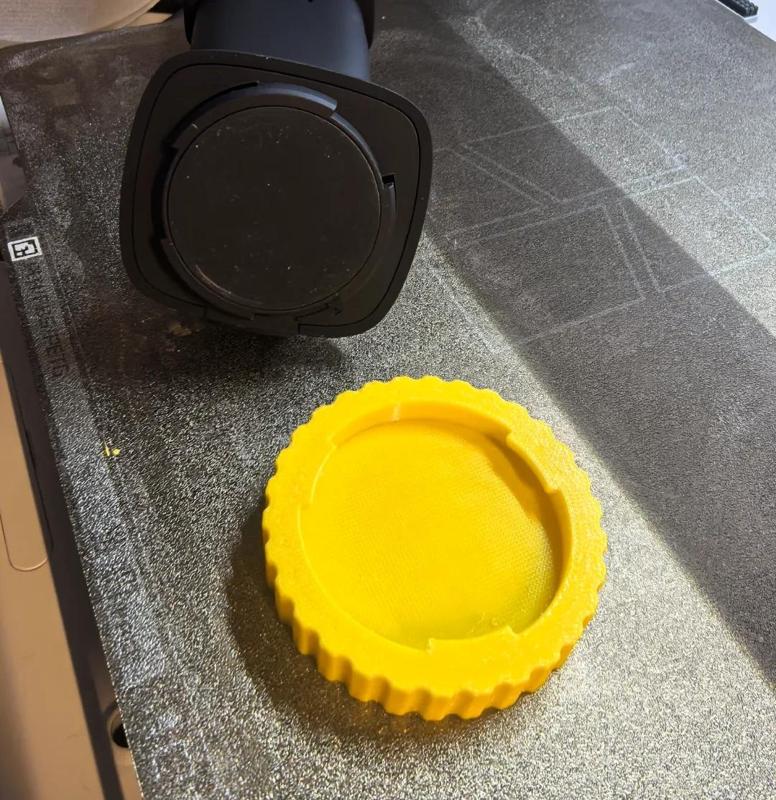 Avatr rear screen mount MagSafe version magnetic suction mount, supports the original 11/12 rear interface, compatible with Android tablets with magnetic sheet installed